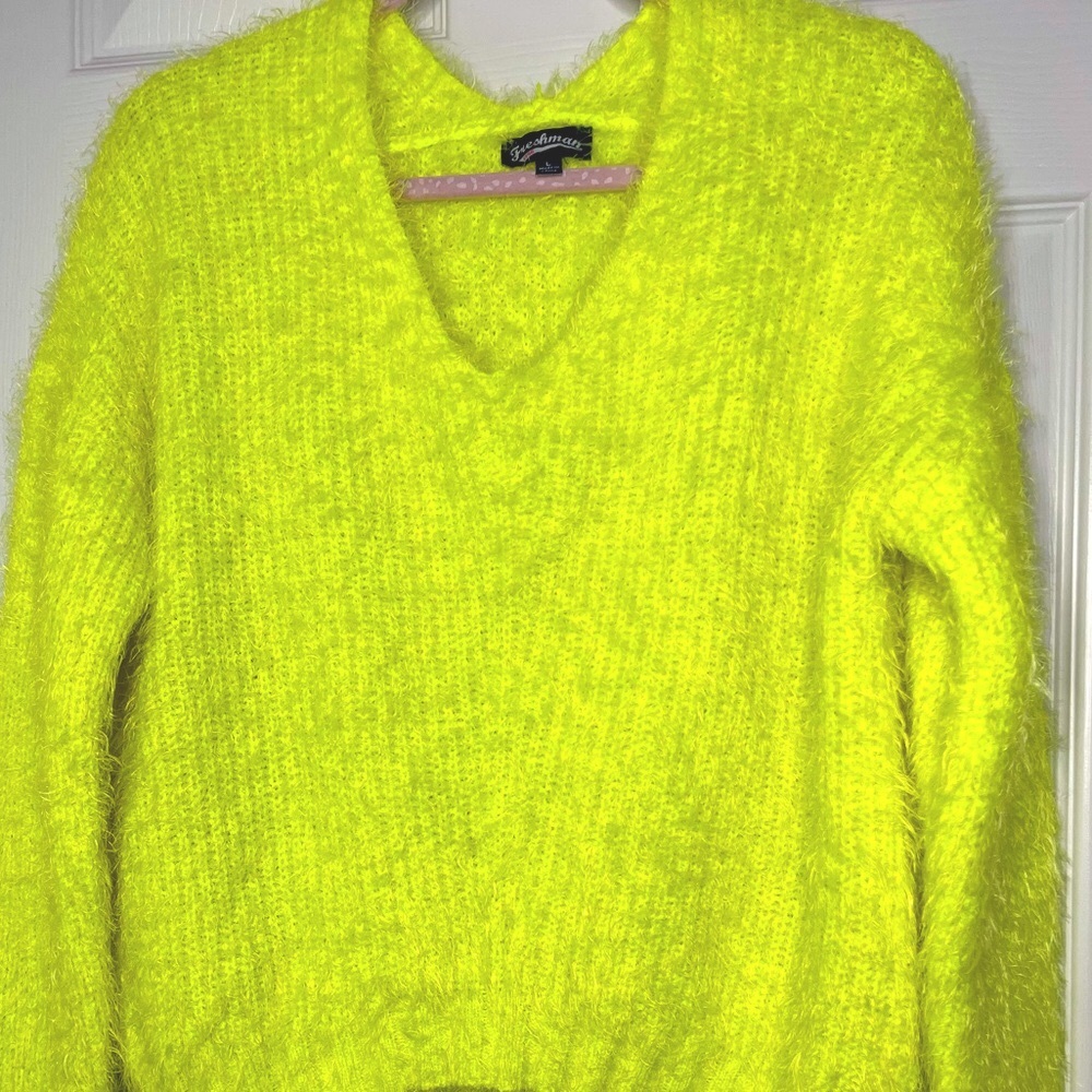 Sweater - Picture 3 of 9